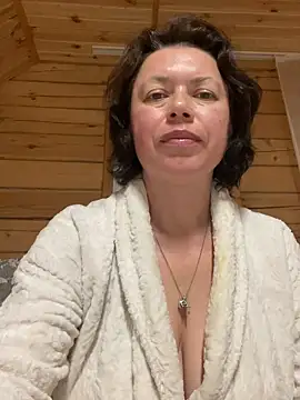 Kiravix online show from April 2026 07:44:02 PM