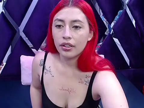 Snapshot of Melody_Klum_ chatting on October 2025 01:54:01 PM Melody Klum online show from October 2025 01:54:01 PM