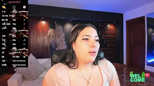 sofiacaramel online show from February 2026 02:07:01 PM