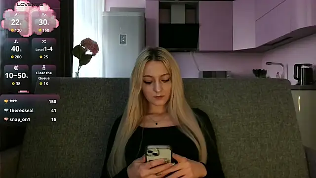 Snapshot of white_liillyy chatting on September 2025 04:07:01 PM white liillyy online show from September 2025 04:07:01 PM