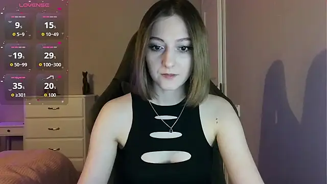 Snapshot of white_liillyy chatting on June 2026 08:07:02 PM white liillyy online show from June 2026 08:07:02 PM