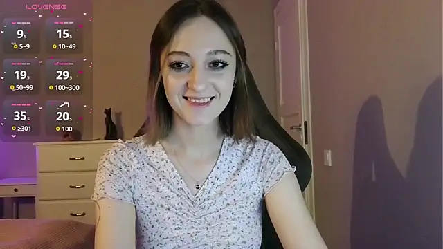 Snapshot of white_liillyy chatting on June 2026 09:17:01 PM white liillyy online show from June 2026 09:17:01 PM