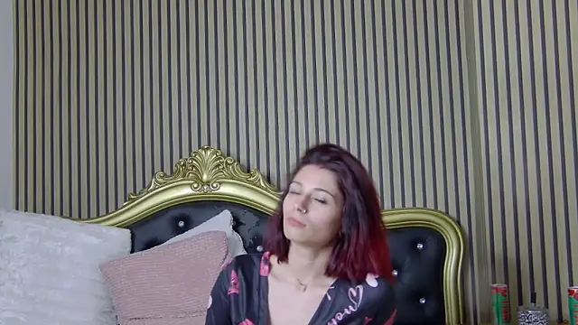 LunaHart online show from October 2025 05:42:01 PM