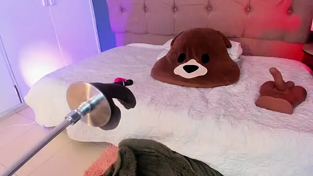 Snapshot of Karol_Pagee chatting on November 2025 04:11:02 AM Karol Pagee online show from November 2025 04:11:02 AM