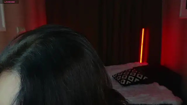 cute club online show from November 2025 06:21:02 PM