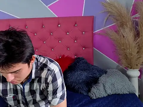 invincible200 online show from October 2025 01:42:02 PM