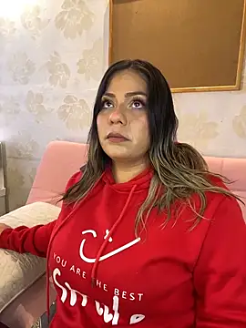 isabella horney  online show from February 2026 12:08:02 PM