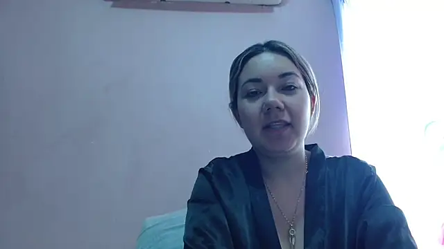 Fabii15 online show from October 2025 08:28:02 PM