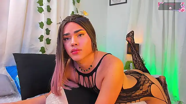 blazeestevezz online show from September 2025 02:00:01 AM