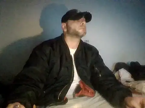 Snapshot of SmokedAlloy2 chatting on December 2025 01:00:01 AM SmokedAlloy2 online show from December 2025 01:00:01 AM