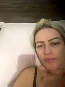 Alerquinasc online show from November 2025 12:36:01 AM