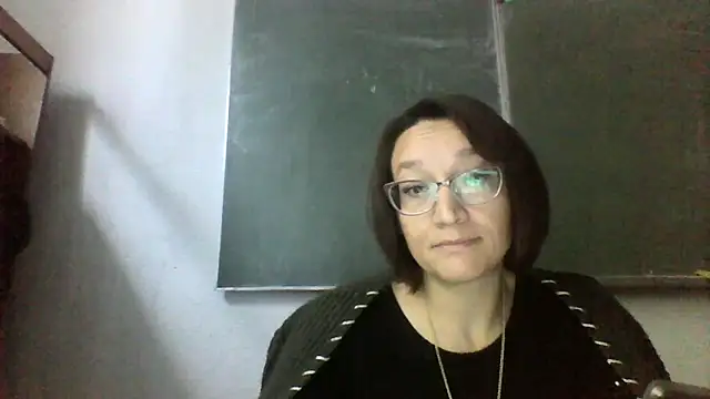 Snapshot of Moon_Janis chatting on October 2025 06:42:02 AM Moon Janis online show from October 2025 06:42:02 AM