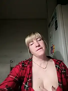 babyjessi online show from October 2025 09:14:02 PM