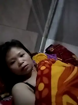 LinhNa999 online show from November 2025 01:11:01 PM