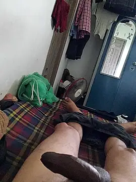 hotbull30 online show from October 2025 06:36:02 AM