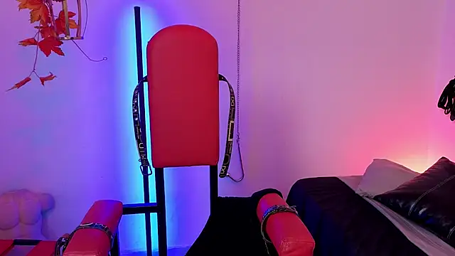 elowen halley1 online show from March 2026 07:37:01 PM