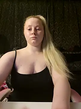 EmilyAngelUK online show from December 2025 11:45:01 PM