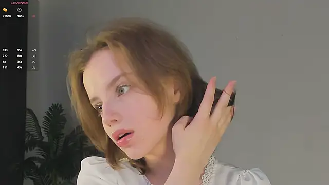 Snapshot of GabiMeshuggah chatting on February 2026 09:27:02 PM GabiMeshuggah online show from February 2026 09:27:02 PM