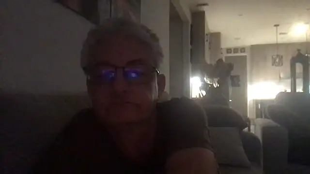 Snapshot of Daddy_Mike69 chatting on April 2026 06:44:01 AM Daddy Mike69 online show from April 2026 06:44:01 AM