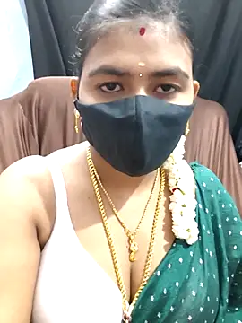 Snapshot of Tamil_Lotus chatting on November 2025 05:12:01 PM Tamil Lotus online show from November 2025 05:12:01 PM