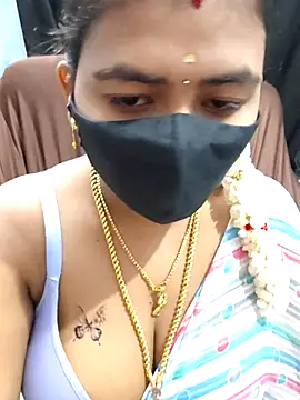 Snapshot of Tamil_Lotus chatting on November 2025 05:23:01 PM Tamil Lotus online show from November 2025 05:23:01 PM