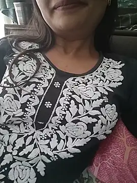 Snapshot of Vaani_Actress chatting on May 2026 07:13:02 AM Vaani Actress online show from May 2026 07:13:02 AM
