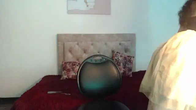 Noapino online show from April 2026 08:24:02 PM