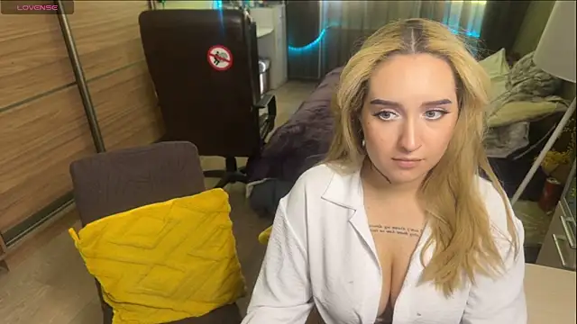 Snapshot of xxx_sandra_ chatting on June 2026 01:08:02 PM xxx sandra online show from June 2026 01:08:02 PM