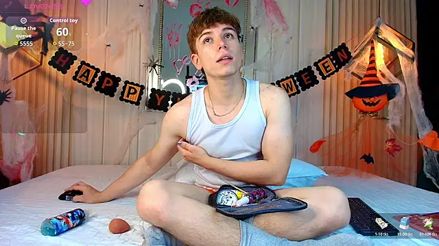 TaylerWhite online show from October 2025 12:39:02 PM