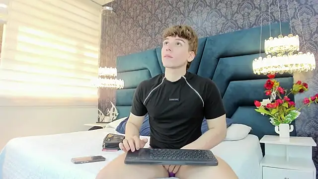 TaylerWhite online show from March 2026 03:17:01 PM