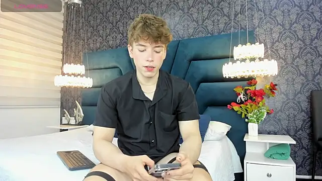 TaylerWhite online show from March 2026 11:48:02 AM