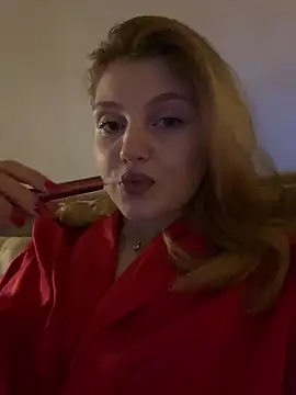 Snapshot of Emaline_Fane chatting on November 2025 06:51:01 PM Emaline Fane online show from November 2025 06:51:01 PM