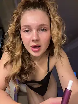 Emaline Fane online show from March 2026 06:23:02 PM