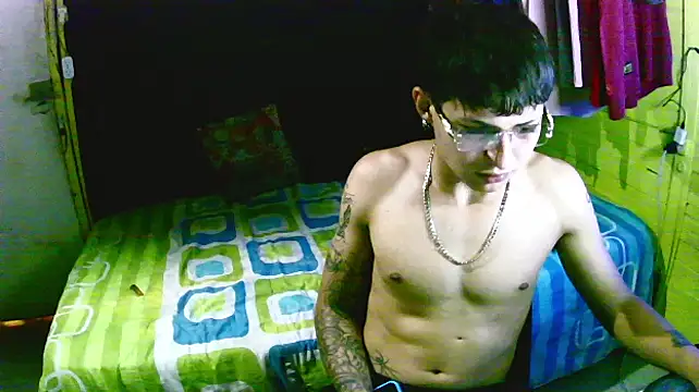 Snapshot of Ebebyjuan chatting on April 2026 08:00:02 PM Ebebyjuan online show from April 2026 08:00:02 PM