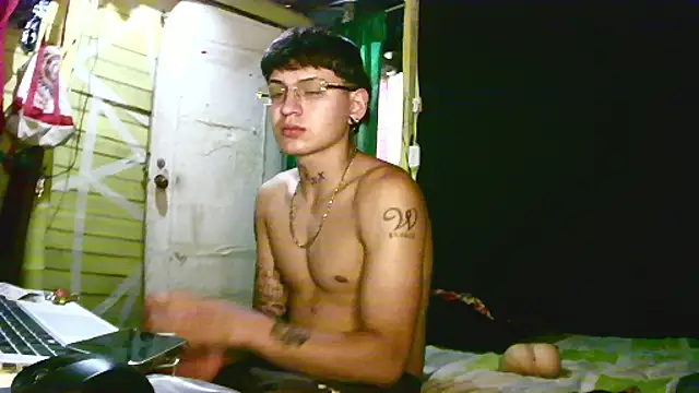 Snapshot of Ebebyjuan chatting on May 2026 11:44:02 PM Ebebyjuan online show from May 2026 11:44:02 PM