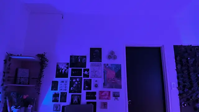 Snapshot of Lana_Herondale chatting on November 2025 09:06:01 PM Lana Herondale online show from November 2025 09:06:01 PM