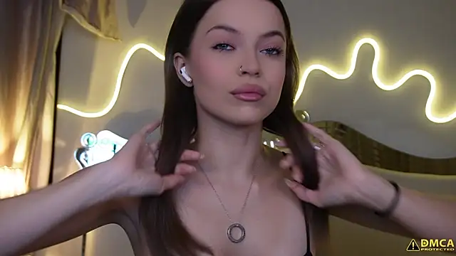 kellypeachcake online show from December 2025 05:24:02 AM