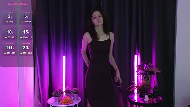 DebiHenks online show from November 2025 07:24:01 PM