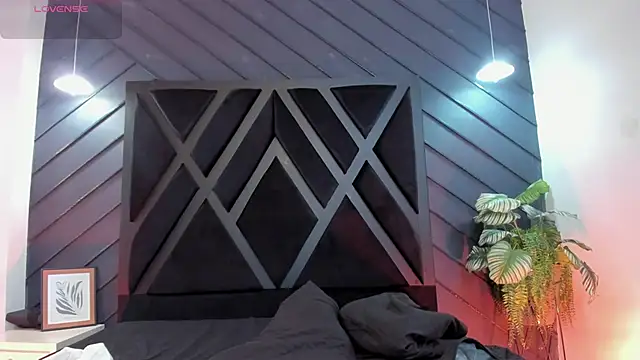 Snapshot of marco_garciia_ chatting on November 2025 11:14:01 PM marco garciia online show from November 2025 11:14:01 PM