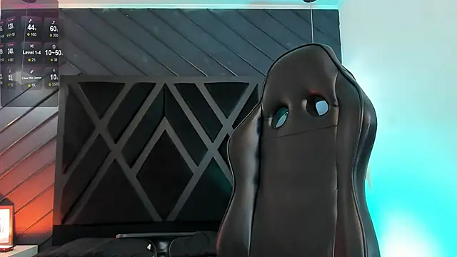 Snapshot of marco_garciia_ chatting on December 2025 11:23:02 PM marco garciia online show from December 2025 11:23:02 PM