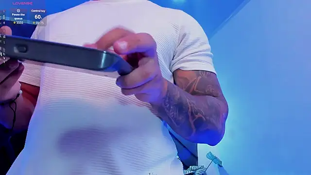 marco garciia  online show from February 2026 11:12:01 PM