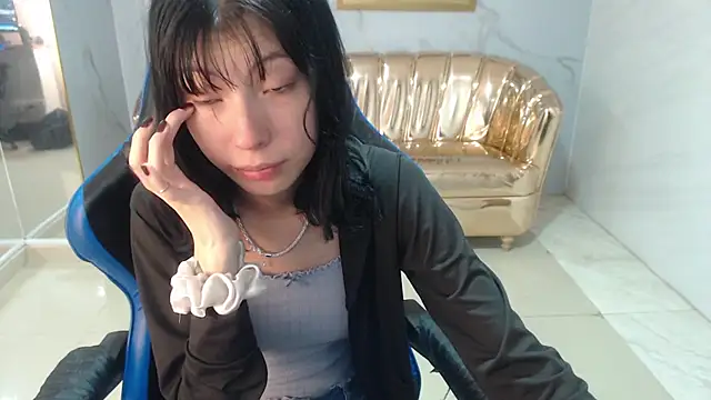 verana s online show from October 2025 08:29:01 PM