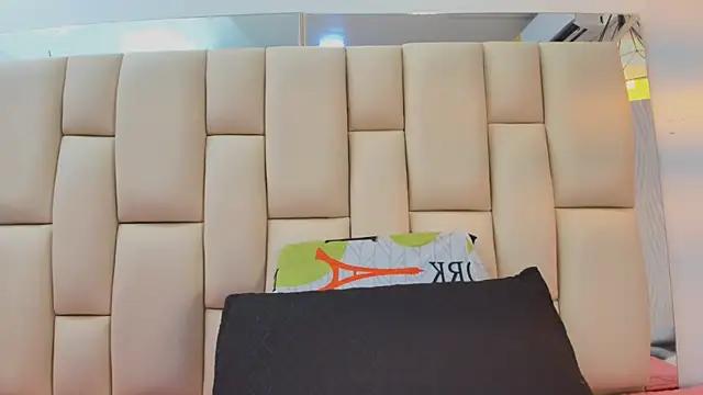 sweet amye online show from November 2025 07:13:01 PM