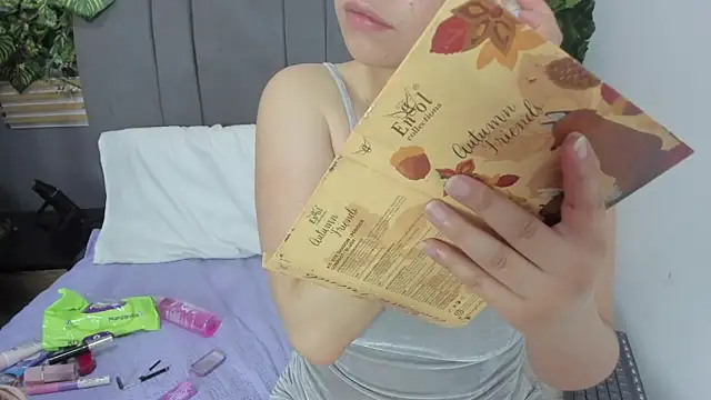 Snapshot of vela-kimm chatting on November 2025 08:32:01 PM vela-kimm online show from November 2025 08:32:01 PM