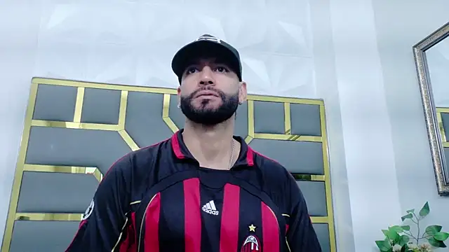 yorbymaxx online show from December 2025 02:12:02 PM