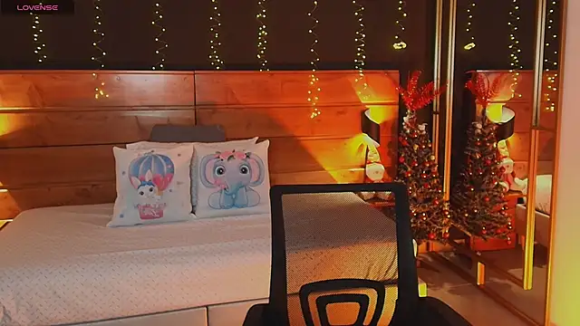 hanna kimura online show from November 2025 02:43:02 AM