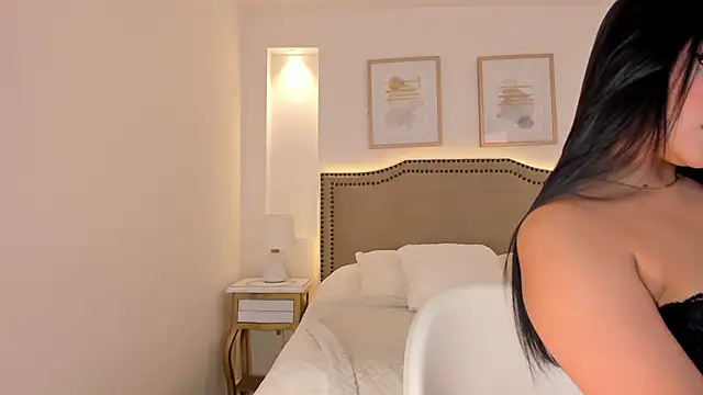 Snapshot of Amy_azaela chatting on December 2025 10:14:01 PM Amy azaela online show from December 2025 10:14:01 PM