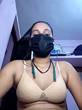 Snapshot of 3USHA chatting on September 2025 09:02:01 AM 3USHA online show from September 2025 09:02:01 AM