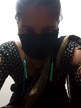 Snapshot of 3USHA chatting on October 2025 03:52:01 PM 3USHA online show from October 2025 03:52:01 PM