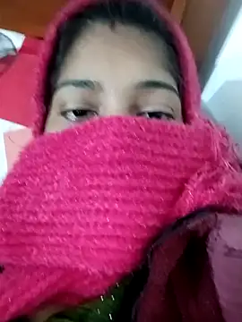 Snapshot of 3USHA chatting on December 2025 01:22:02 AM 3USHA online show from December 2025 01:22:02 AM